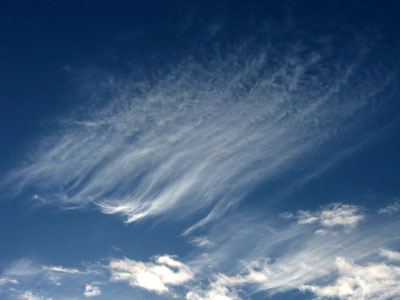 Cirrus over London, England � 30 April 2006 � 1654h � 2006 Fraser Simpson