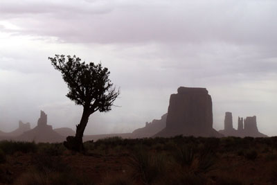Monument Valley  2006, Fraser Simpson