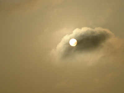 Stratus translucidus at Huanchaco, Peru  01 October 2005  2005 Fraser Simpson